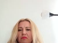 Ein abenteuerlustiges, optimistisches und spontanes Mädchen