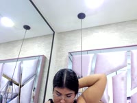 In this room you will find a girl full of empathy and love, give free rein to all your imagination, break the barrier of my shyness and we will find no limits.