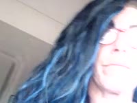 Je suis une jolie brune aux cheveux longs, les yeux verts. Je suis très coquine, venez passer un moment très HOT avec moi, vous ne pourrez plus vous en passer.