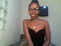 Hi, my name is Bella! I am an exotic girl with a little accent that makes everything nicer. I may not speak perfect French, but believe me, we will understand each other very well