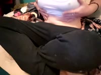 Un petit alien qui tentera de vous offrir de bons moments ....