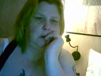 Wij zijn Sylvia 47 jaar en Paul 52 jaar en doen dit samen.Wij willen graag de mensen vermaken met ons sexgenot.Wij zijn voor alles in behalve  plas en poepsex..Dus heb je zin in een geil contact dan ben je bij ons op het goede adres.Tot horens en geile kusjes waar je maar wilt