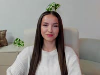 I’m a petite brunette with blue eyes, 160 cm tall and full of graceful energy.My biggest passion is aerial gymnastics — I love movement, control, and showing what the body can do when it’s truly flexible.