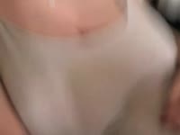 Salut, je suis nouvelle ici. J’adore discuter et faire plaisir à mes visiteurs.J’aime créer une ambiance douce, sensuelle, coquine selon ton envie.