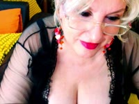 A hot woman who loves transgression on all its forms, a warm and passionate woman, if you want a friend, or a hot sexy mature on cam, I