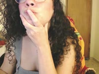 Hiii, I`m Isis, a pretty girl from Rio de Janeiro who loves to get some good attention, I`m a good listener and owner of a crazy mind. I love talk (good english speaker), looove dance and explore myself. I have a lot of energy and I`ll love to spend it all