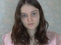 I’m an open-minded, thoughtful, and creative person who loves making the world around me a little better and more beautiful. I enjoy sharing warmth, support, and ideas that inspire. In life, I value sincerity, heartfelt conversations, and harmony — both in relationships and in the spaces around me.