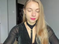 hello :) I like  little talks about sport, life or something more naughty....Im nice person with big smile