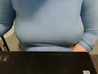 ioiiise ti piacciono le milf vieni nella mia stanza e ci masturberemo insieme fino a raggiungere l