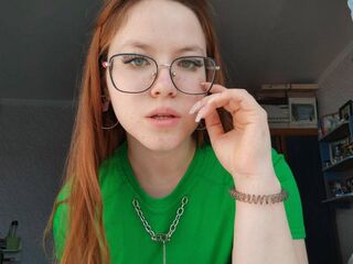 cam girl playing with sextoy KrysaDap