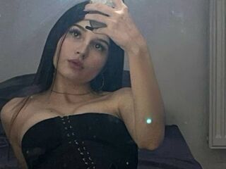 camgirl shaving pussy MariCrueze