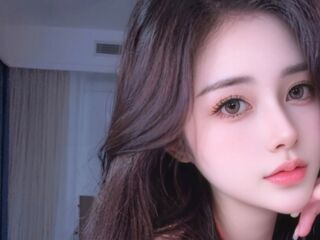 naked girl with webcam masturbating with dildo AgelaHui