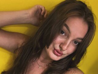 camwhore masturbating with sextoy KattieKonarski