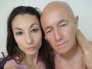 erotic cam picture IvonneAndDom