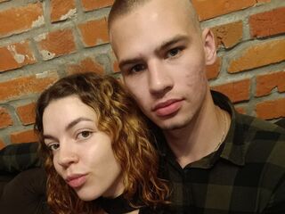 online chatroom MaxAndEva