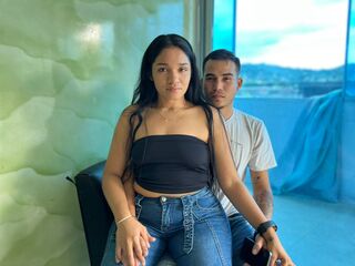 camcouple playing with dildo ValeriaAndEdwar