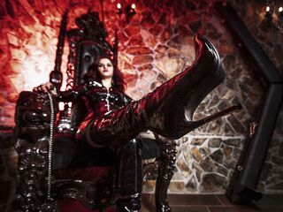 domina fetish livesex IsisKnox
