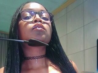 bdsm live camgirl MissKarolina