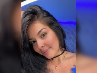 beautiful webcam girl AdrianaNichols