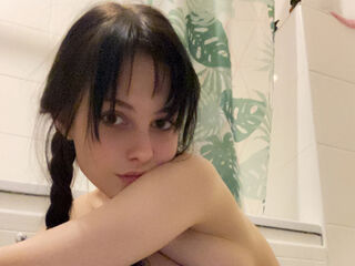 camslut masturbating AgniXeny