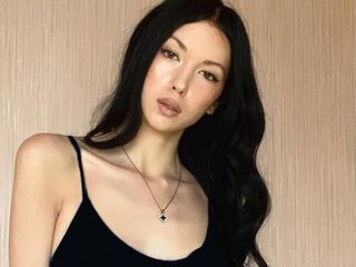 cam girl fingering pussy AishaWolf