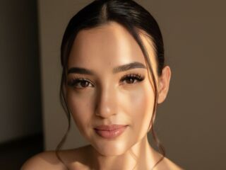 teaser web cam AlaiaHarpers