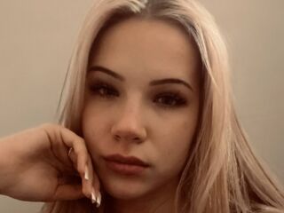 beautiful girl webcam AletaKunde