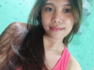 camwhore masturbating with dildo AliceRosessy