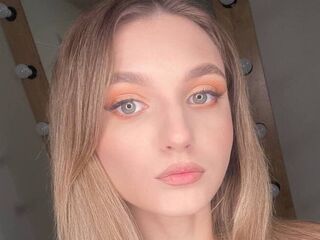 cam girl playing with sextoy AlishaGreen