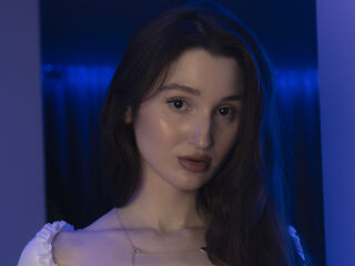 free chatroom AminaNim