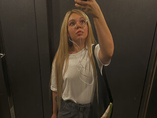 camgirl masturbating AnnaSebastian