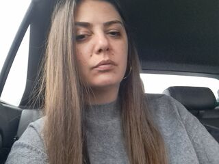 webcamgirl chat room AryaMalone