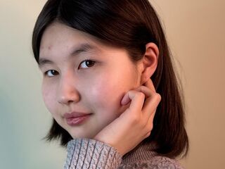 camslut fingering shaved pussy BarbraDavion