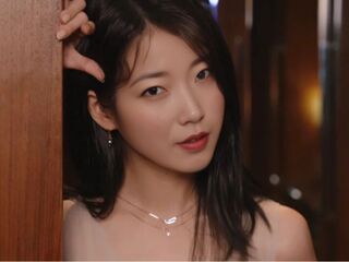 masturbating camgirl BeIIaDiana