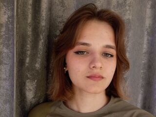 live chat room BeatrixBlumer