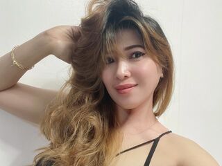 naked cam chat BellaWinter