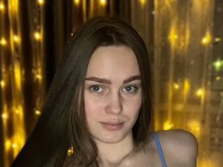 naughty cam girl masturbating BernardineCaiafa