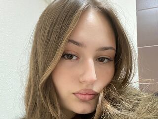 naughty webcamgirl ChauPoling