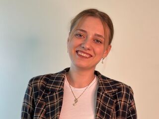 kinky webcam show CherieVanmatre
