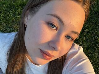 naked girl with webcam fingering pussy CindyGrzesik