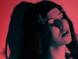 hot striptease web cam CorlissFunston