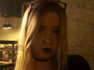 cam girl chatroom CorrinKendig