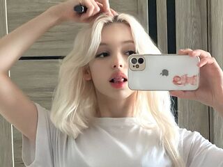 adult videochat CourtneyAdamo