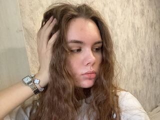 naked webcam girl fingering CyrstalCherubini