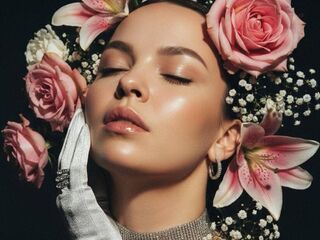 nude webcamgirl photo DelfinaArif