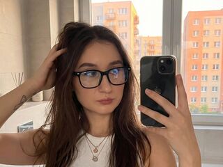 camslut masturbating DenaGaters