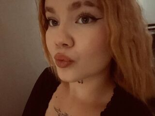 naughty cam girl fingering pussy DorisHall