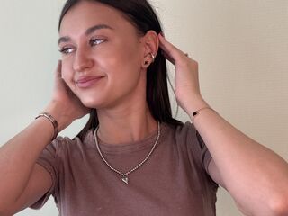 teaser cam EbonieTurkus