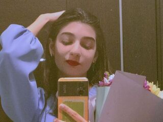 fingering webcamgirl ElfyMoreno
