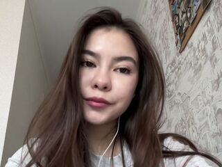 topless webcam girl ElleStarling